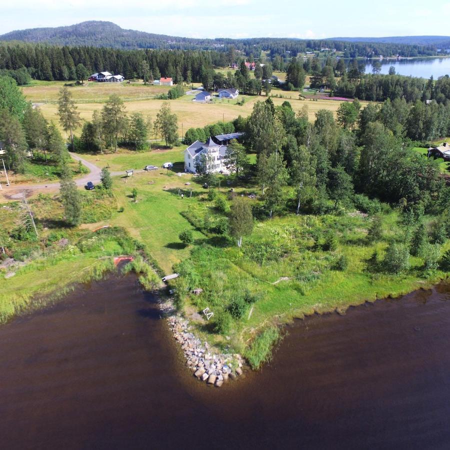 Nyrenoverat Gardshus Pa Havstomt Med Hoeg Standard Örnsköldsvik Buitenkant foto